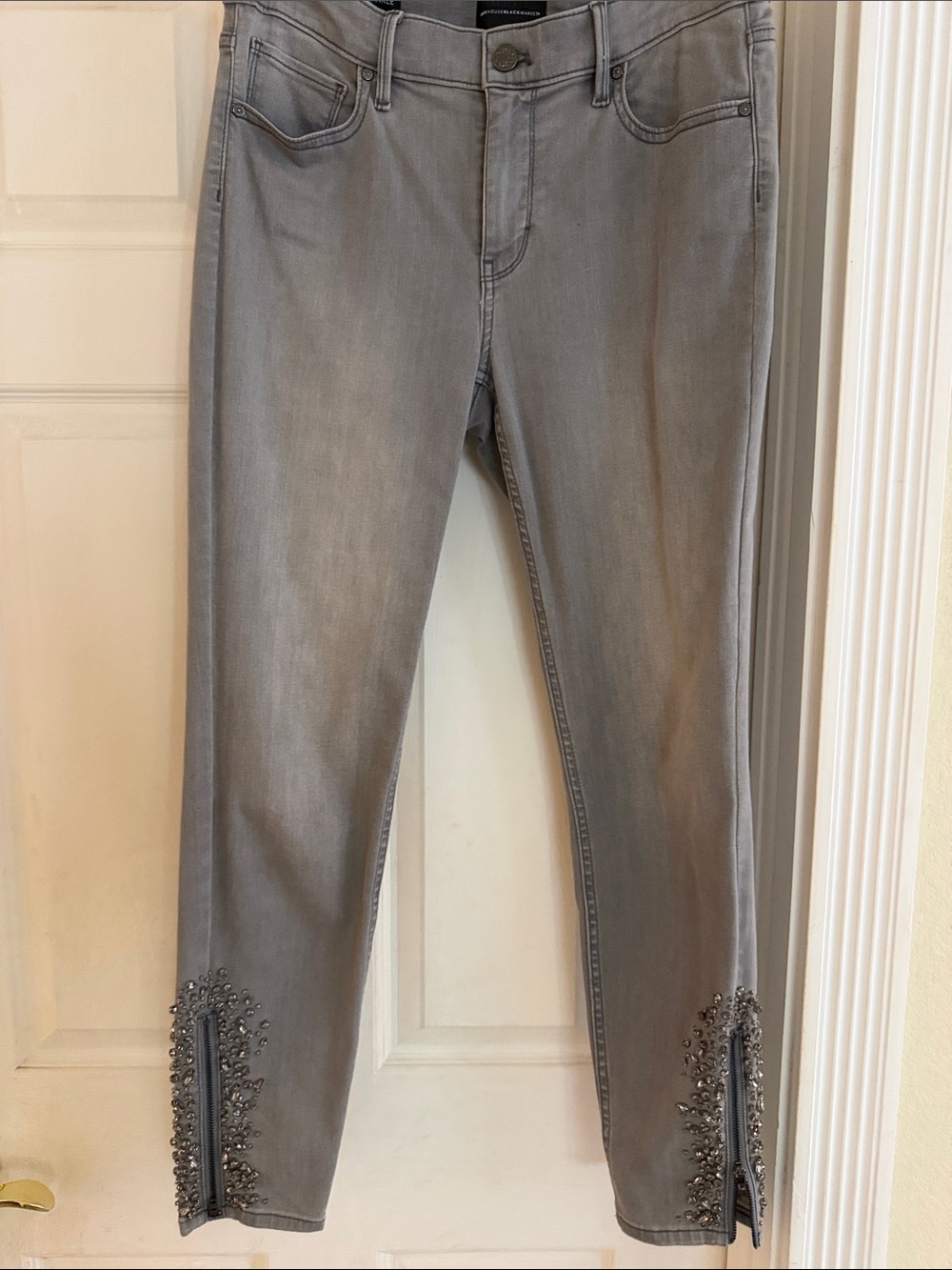 WHITE HOUSE BLACK MARKET Embellished Grey Women’s Skinny Jeans SIZE 6